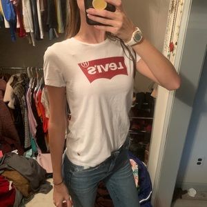 Levis Logo Classic White Tshirt
